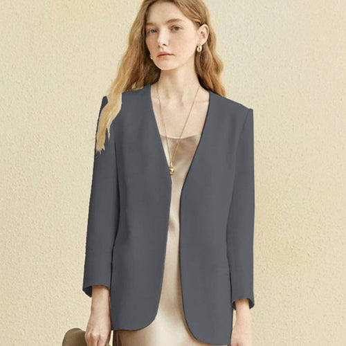 Damen Blazer Jacke Vorderansicht im eleganten Streetwear Stil