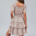 Damen Boho Sommer Minikleid Vorderansicht mit floralem Muster