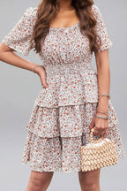 Damen Boho Sommer Minikleid Vorderansicht mit floralem Muster