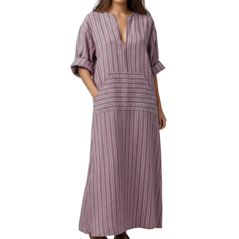 Damen gestreiftes Maxi Kleid Vorderansicht im lockeren Casual Stil