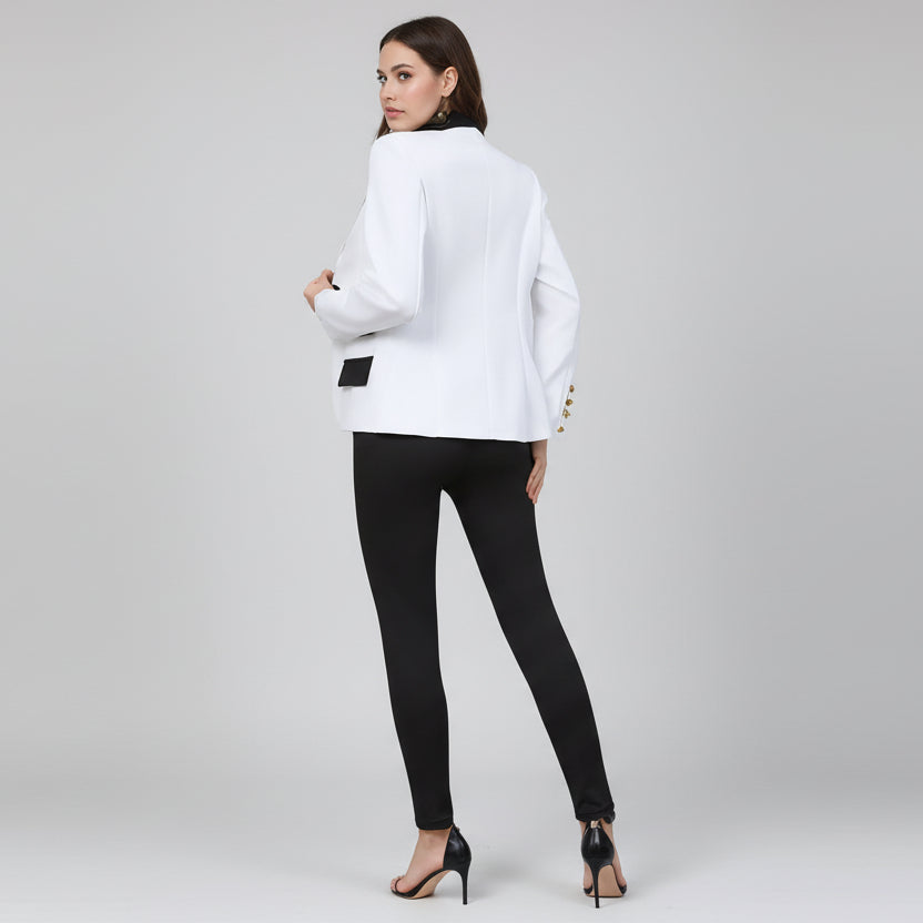 Damen Hosenanzug Set Vorderansicht mit zweireihigem Blazer und geraden Hosen